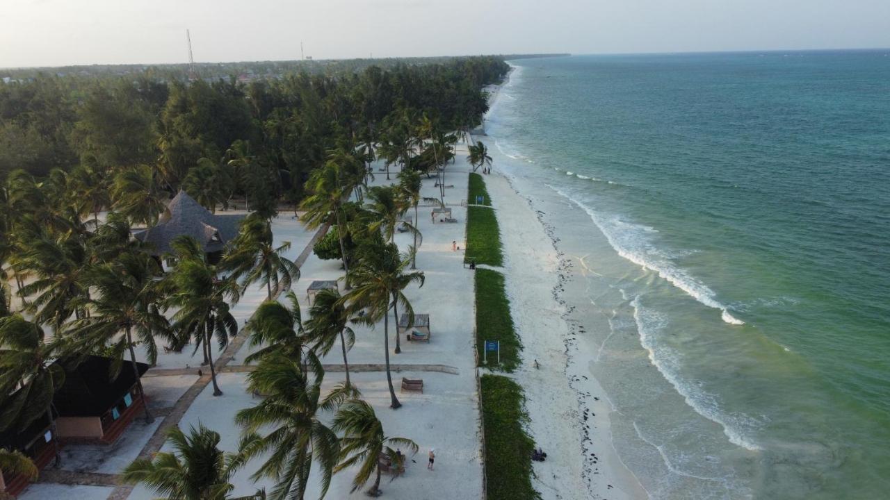 Vrclub Paje Palms Beach Resort ภายนอก รูปภาพ