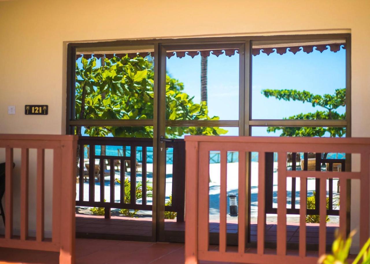 Vrclub Paje Palms Beach Resort ภายนอก รูปภาพ